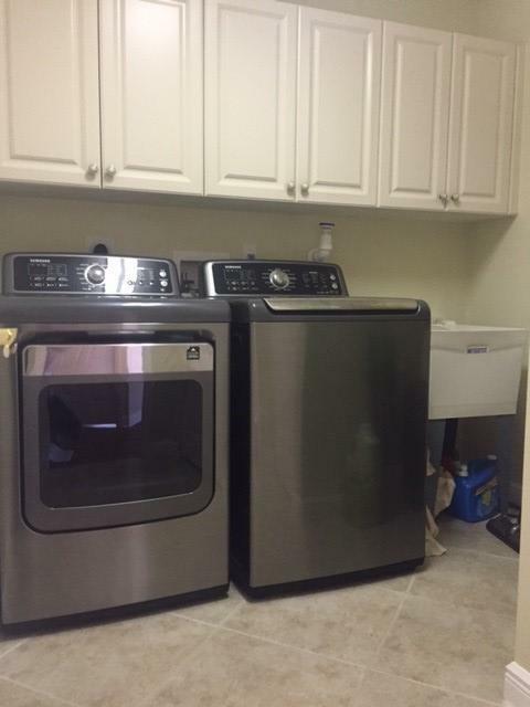 Property Photo: 9847 Woolworth Court FL 33414
