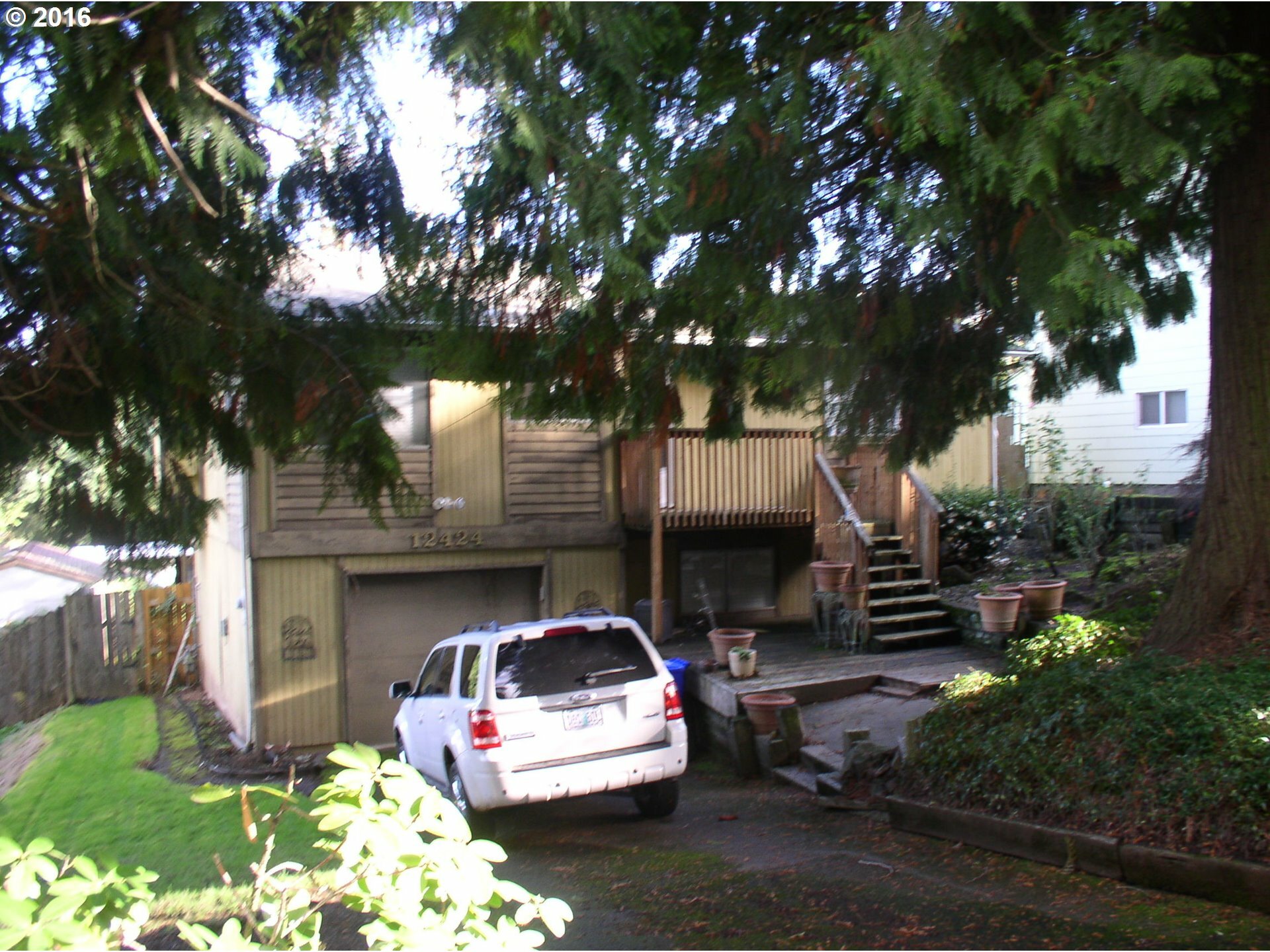 Property Photo:  12424 SE 26th Ave  OR 97222 