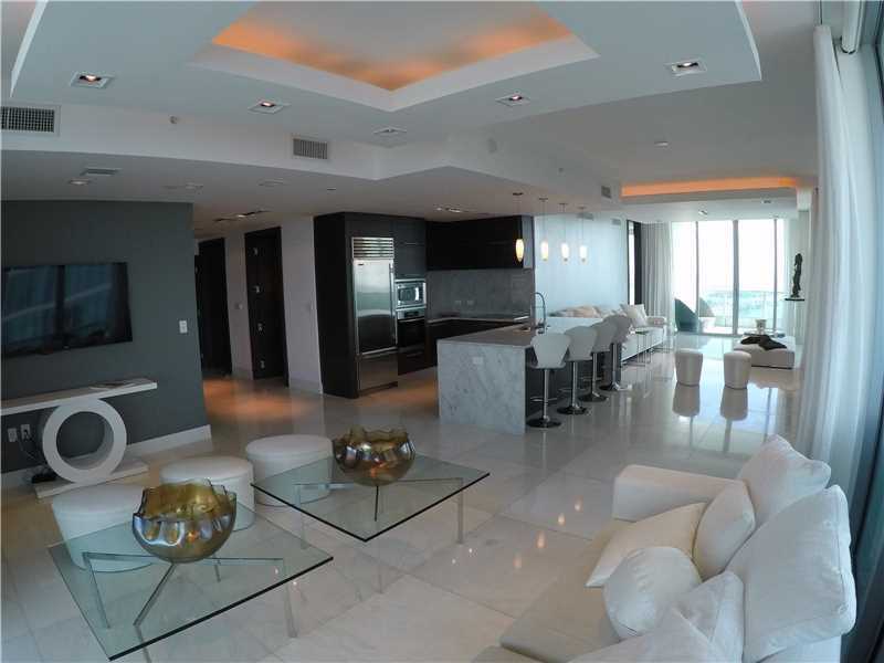 Property Photo:  900 Biscayne Bl 4101  FL 33132 