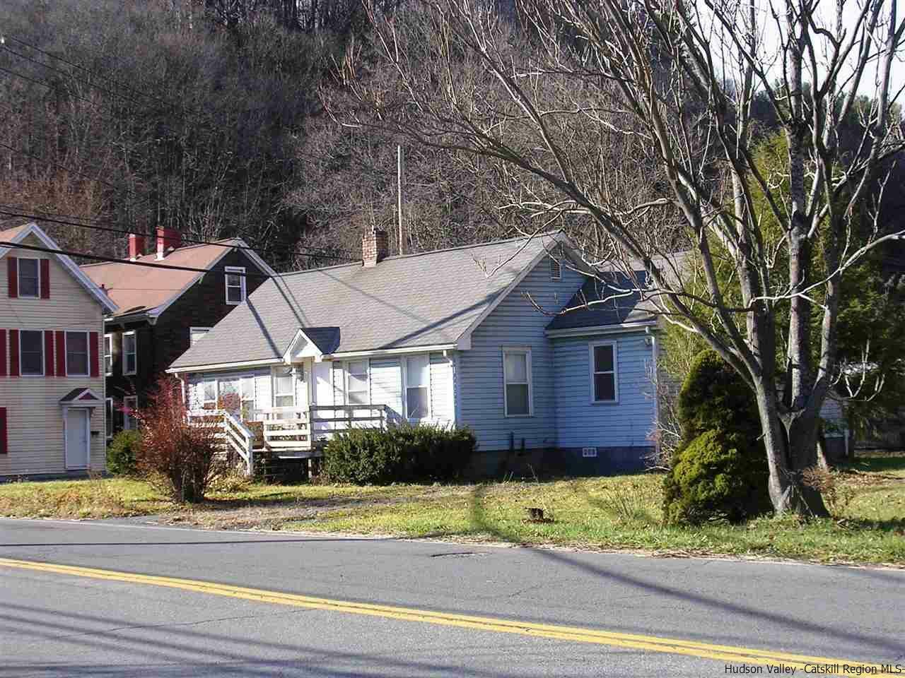 Property Photo:  559 Abeel  NY 12401 