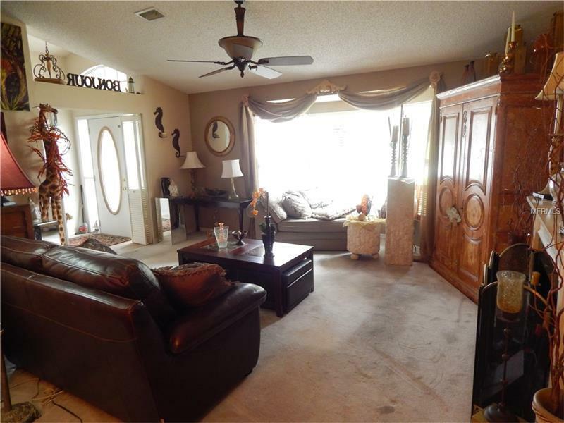 Property Photo: 4815 Willow Drive FL 34639