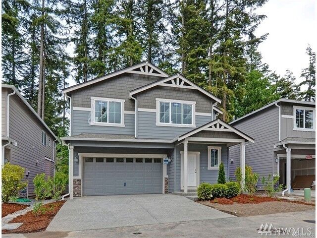 Property Photo:  7006 18th Place SE  WA 98258 