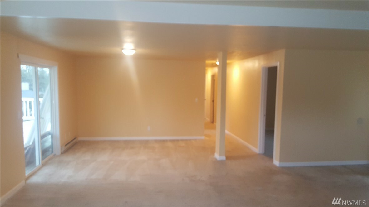 Property Photo:  19625 SE 206th St  WA 98038 