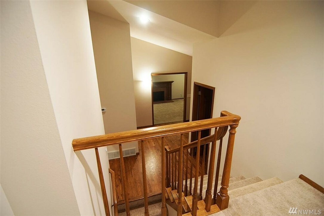 Property Photo:  4526 164th Ct NE  WA 98052 