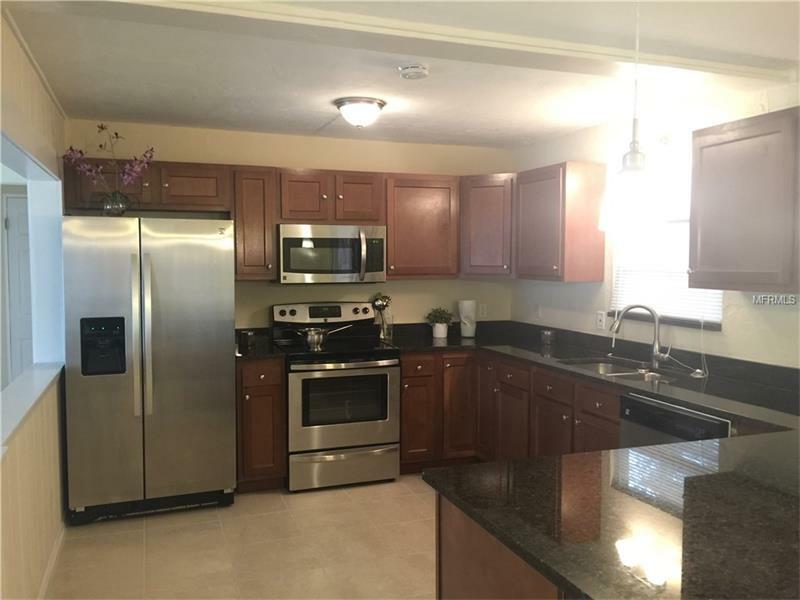 Property Photo: 1515 Francis Avenue FL 34232