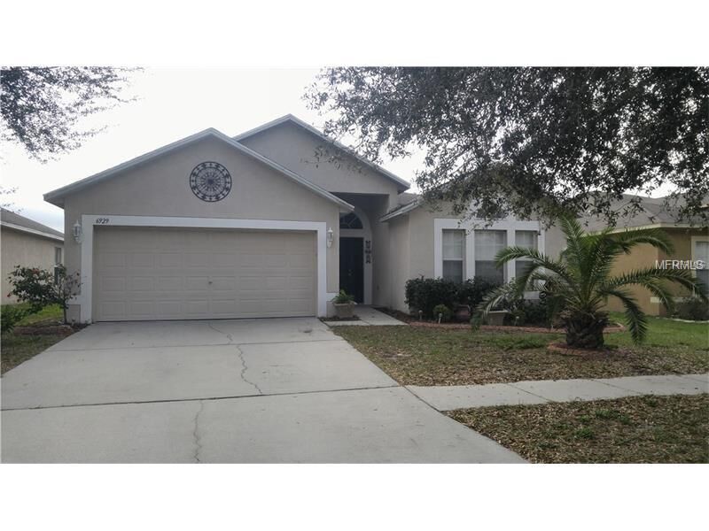 Property Photo: 6929 Crown Lake Drive FL 33534