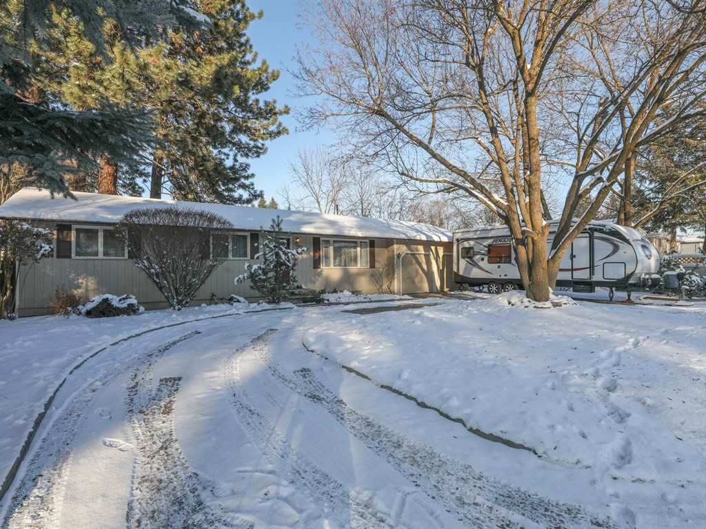 Property Photo: 13707 E 32nd Ave WA 99216