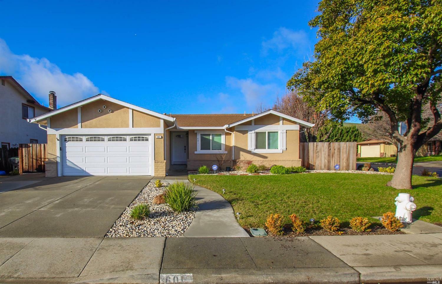 Property Photo:  601 Oakbrook Drive  CA 94534 