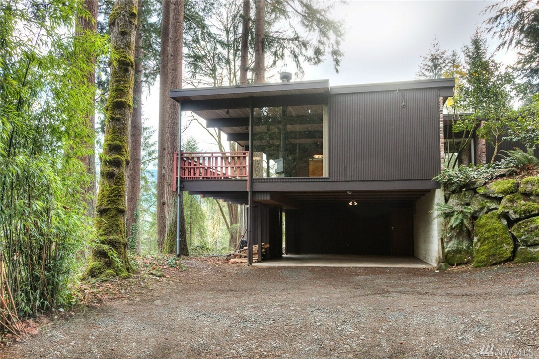 Property Photo:  440 SW Forest Place  WA 98027 