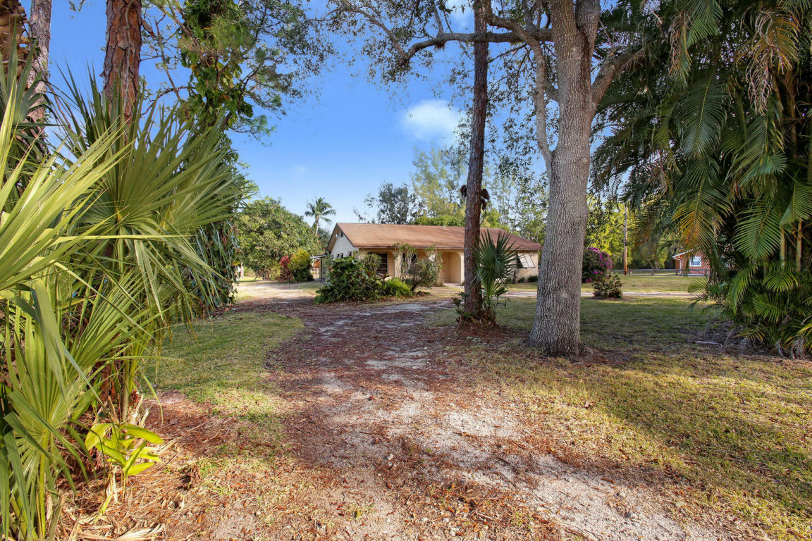 Property Photo: 11447 Sunset Boulevard FL 33411