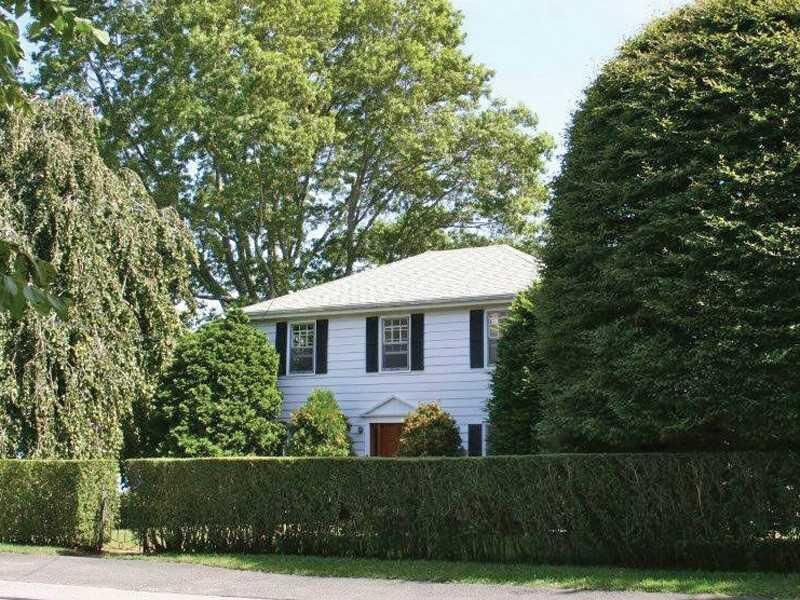 Property Photo:  208 Eustis Avenue  RI 02840 