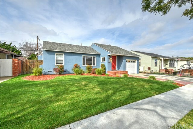 Property Photo:  5253 E Daggett Street  CA 90815 