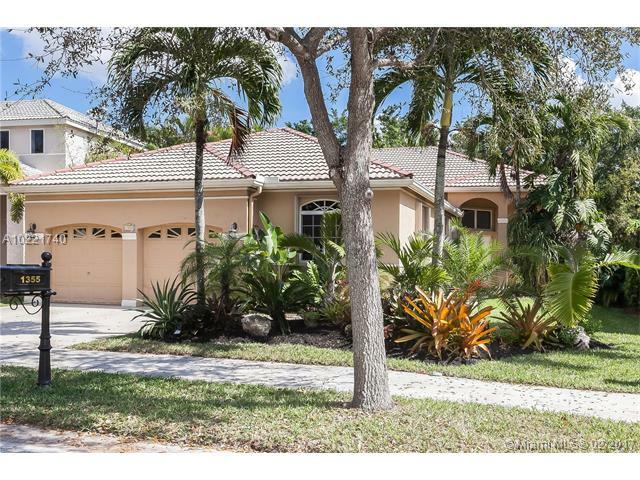 Property Photo: 1355 Camellia Cir FL 33326