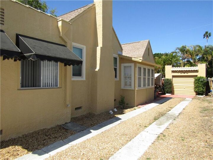 Property Photo:  308 Ponce De Leon Avenue  FL 34285 