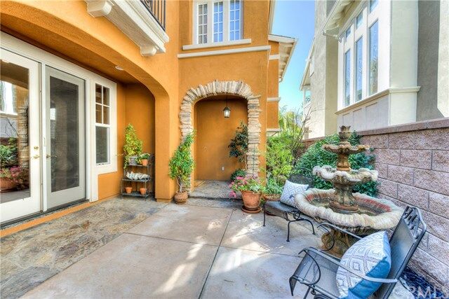 Property Photo: 3 Welbe Circle CA 92694