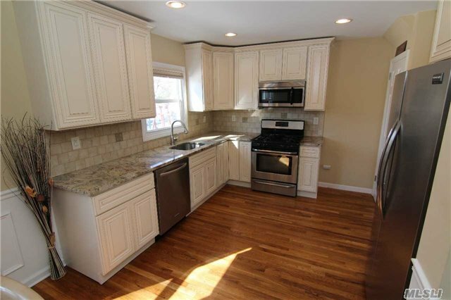 Property Photo:  156 Whittier Avenue  NY 11703 