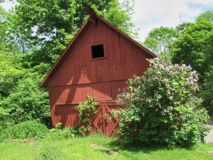 Property Photo:  1396 Pond Road  VT 05461 