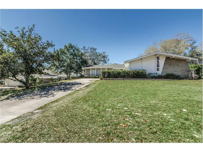 Property Photo: 5106 Rolling Hills Court FL 33617