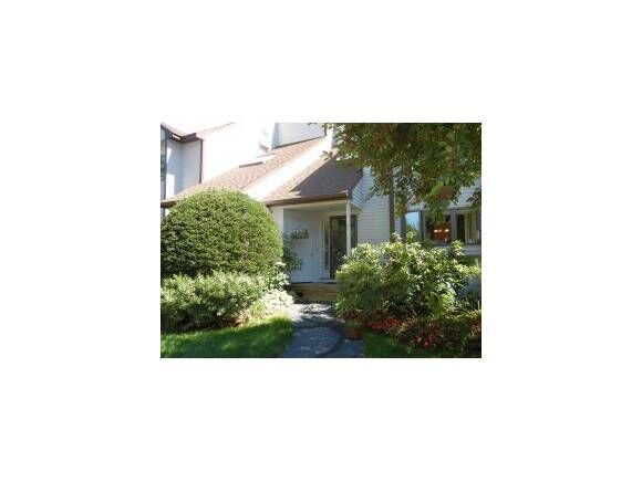 Property Photo:  11 Pondview Drive 11  NH 03054 