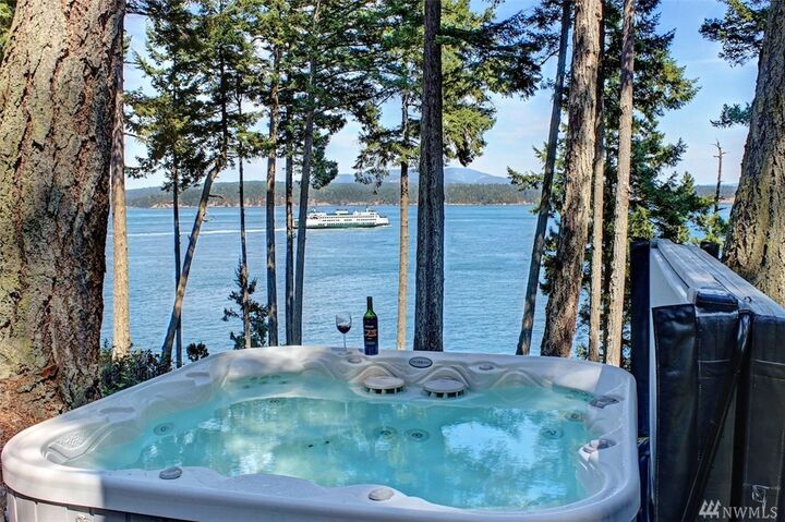 Property Photo:  22 Brown Island  WA 98250 