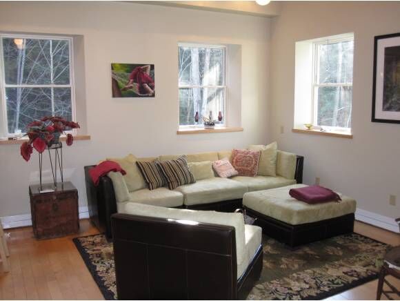 Property Photo:  374 Union Street 101  NH 03458 