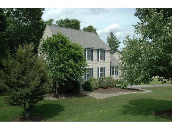 Property Photo: 14 Kimball Way NH 03857