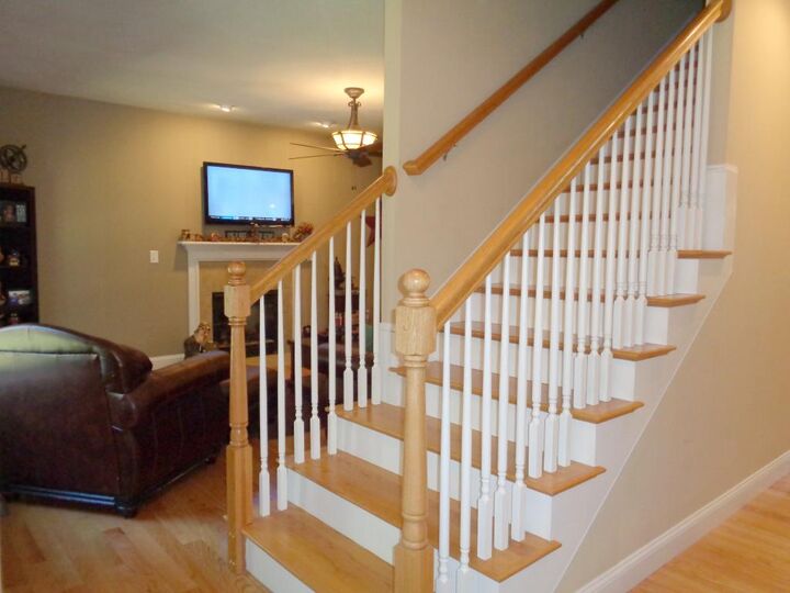 Property Photo:  6 Duston Road  NH 03079 