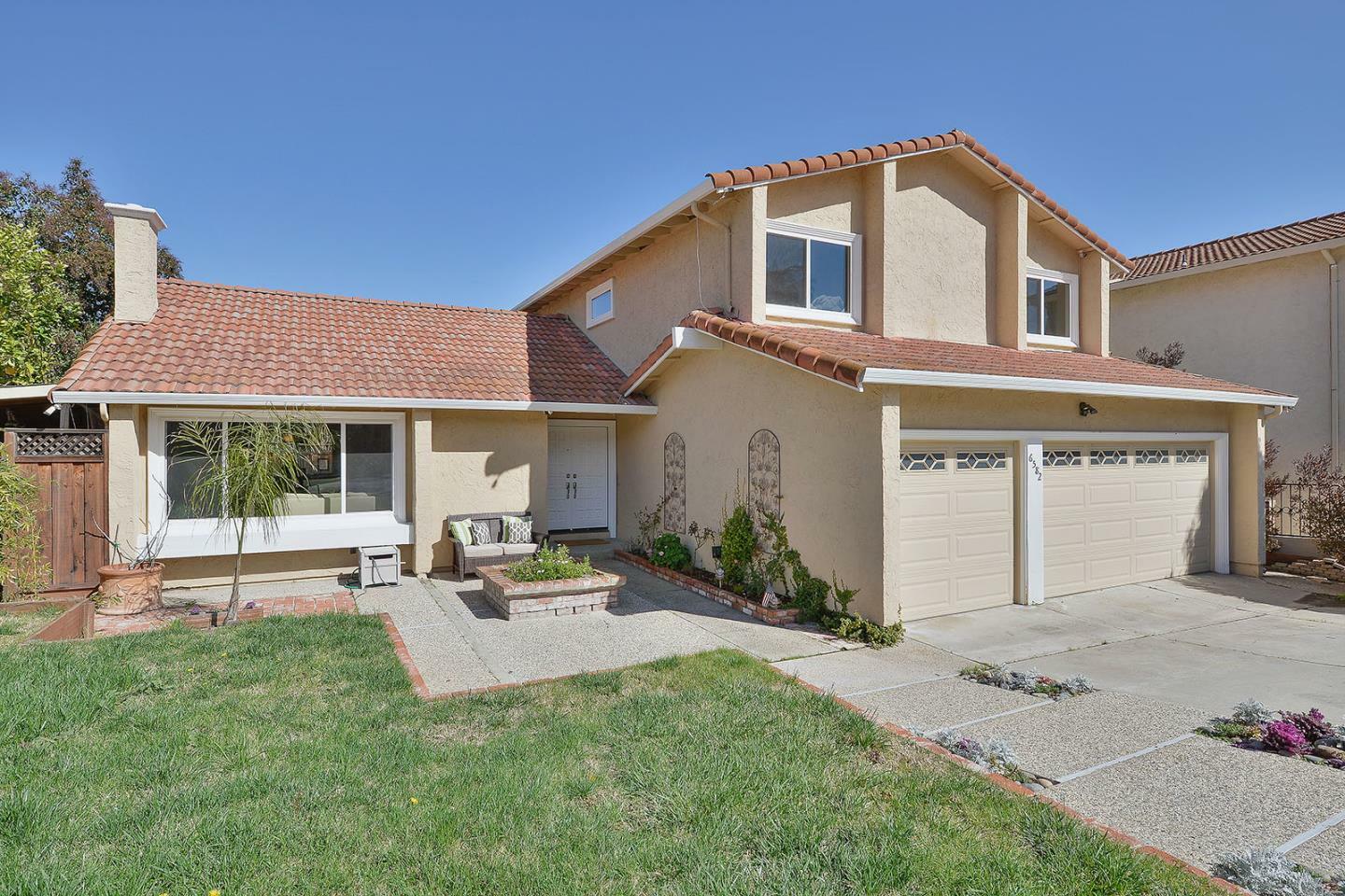 Property Photo: 6582 Skyfarm Drive CA 95120