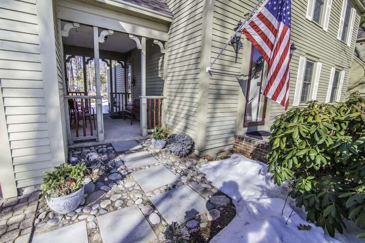 Property Photo:  13 Olde Common Drive  NH 03811 