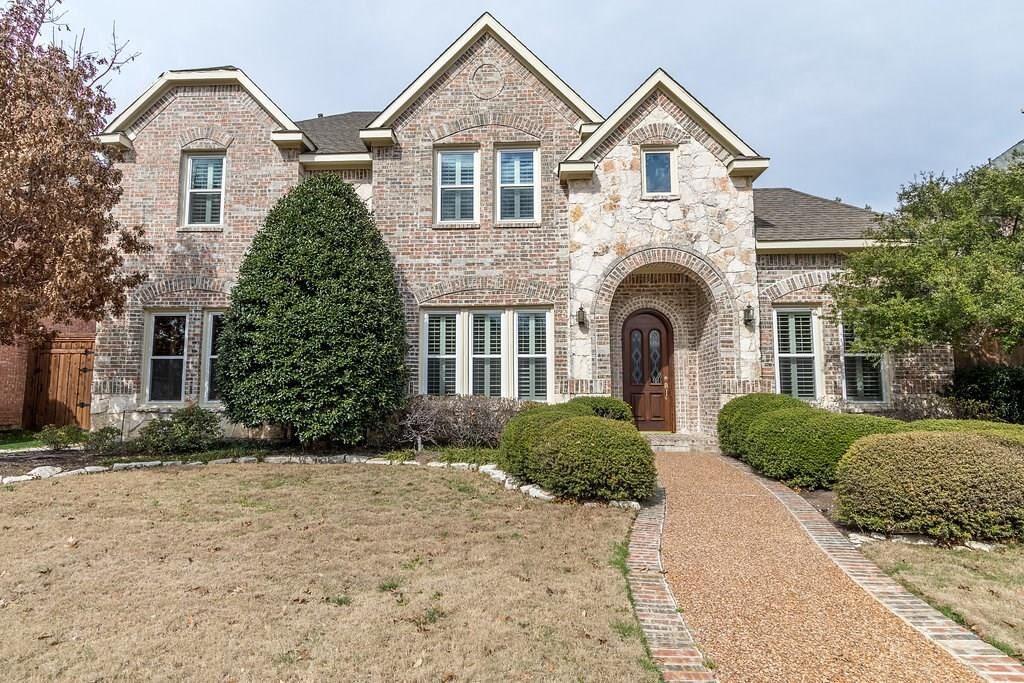 Property Photo:  5921 Henley Drive  TX 75093 