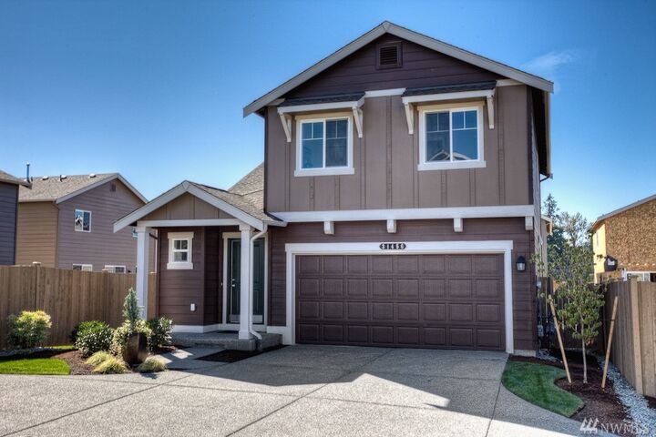 Property Photo:  2507 N McIntosh St  WA 98926 