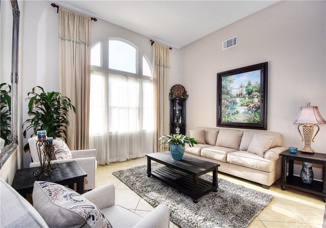 Property Photo: 8 Balmoral Place CA 92688