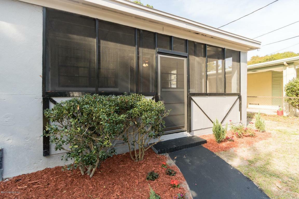 Property Photo:  6710 Elwood Avenue  FL 32208 