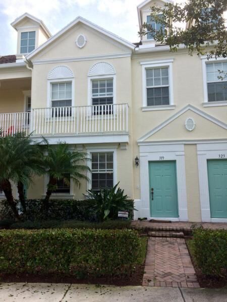 Property Photo: 319 E Bay Cedar Circle FL 33458
