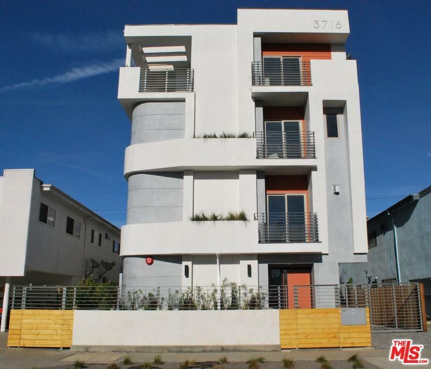 Property Photo:  3716 Veteran Ave  CA 90034 