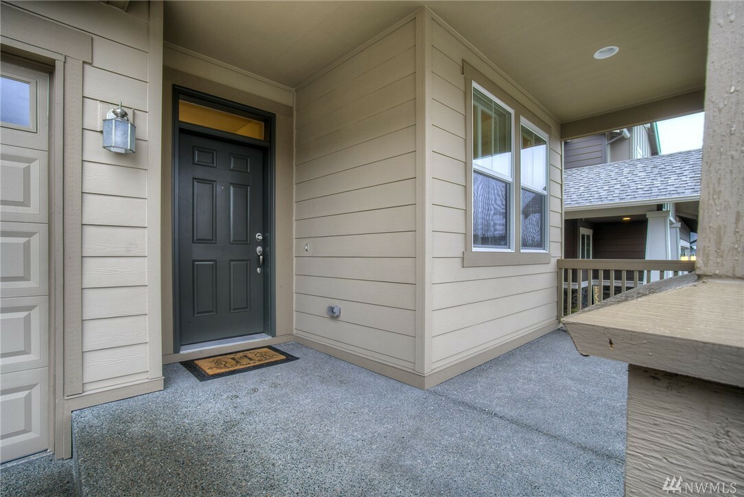 Property Photo:  13532 188th Ave E  WA 98391 