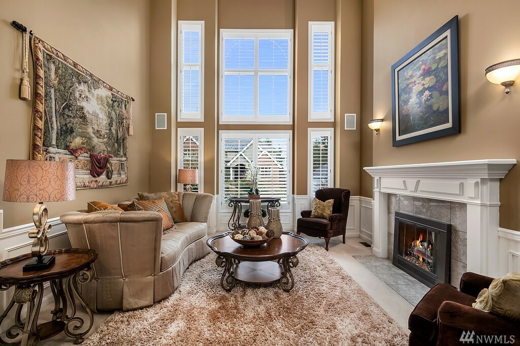 Property Photo: 5208 Isola Place NW WA 98027