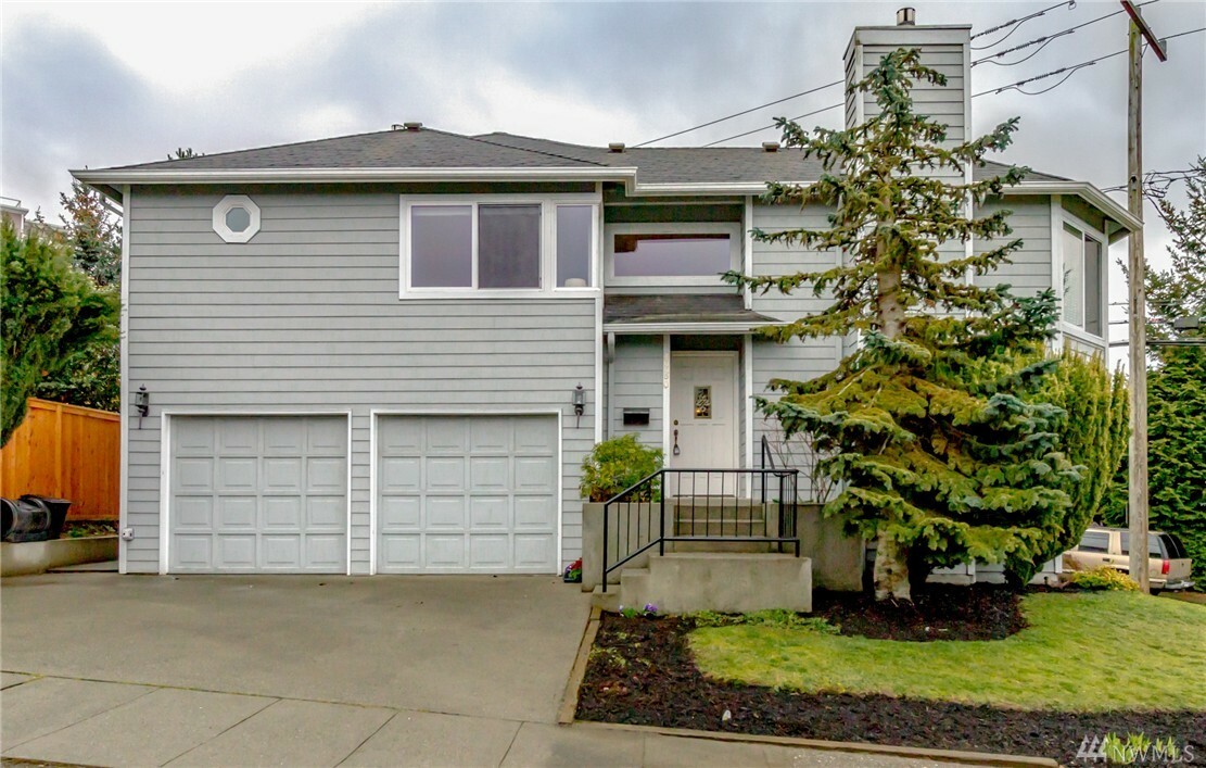 Property Photo: 4980 Lewis Place SW WA 98116