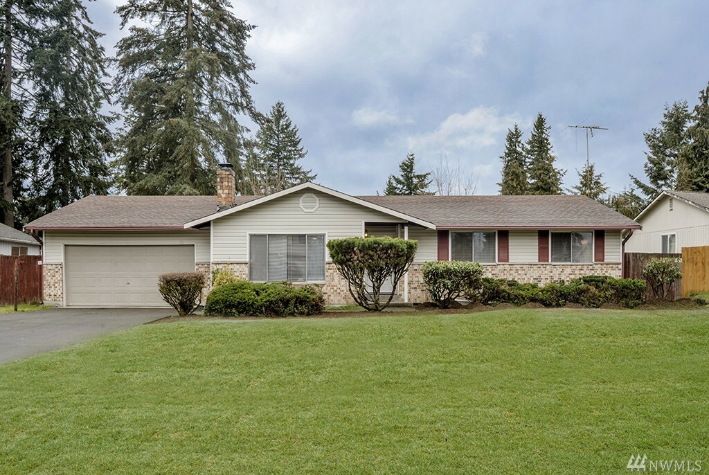 Property Photo: 18620 9th Av Ct E WA 98387