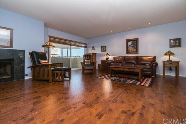 Property Photo:  2120 E Hill Street 102  CA 90755 