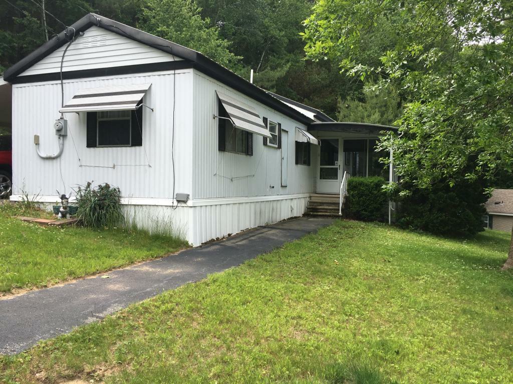 Property Photo:  22 Kirkwood Road  NH 03106 