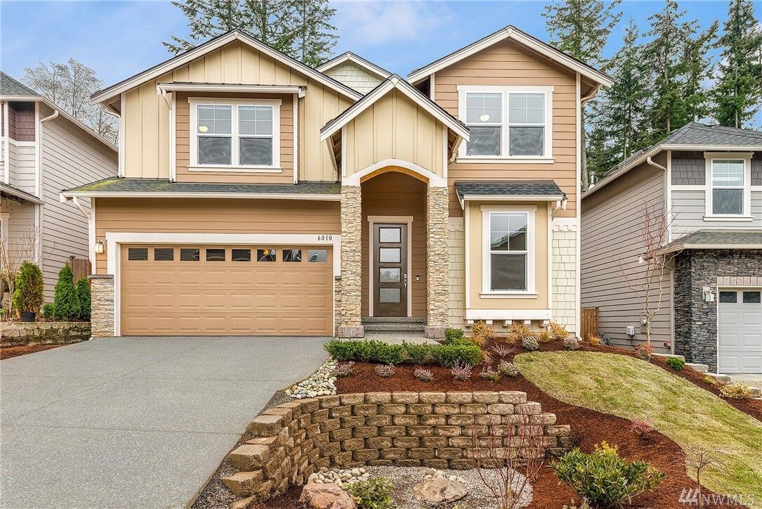 Property Photo:  6010 155th St SW  WA 98026 