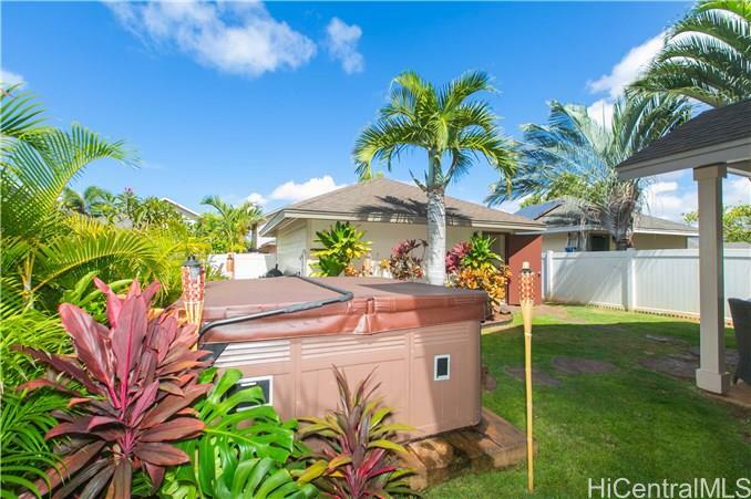 Property Photo:  91-1165 Kaileonui Street  HI 96706 