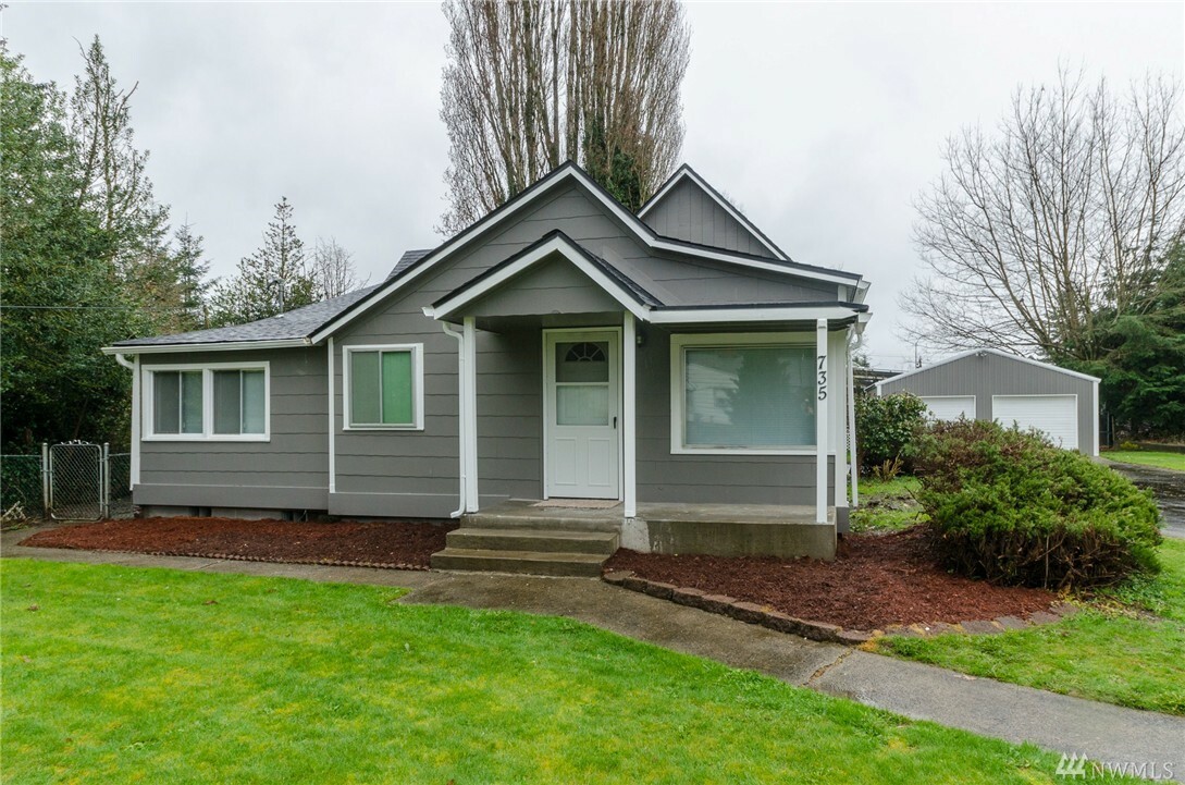 Property Photo:  735 S Gold St  WA 98531 