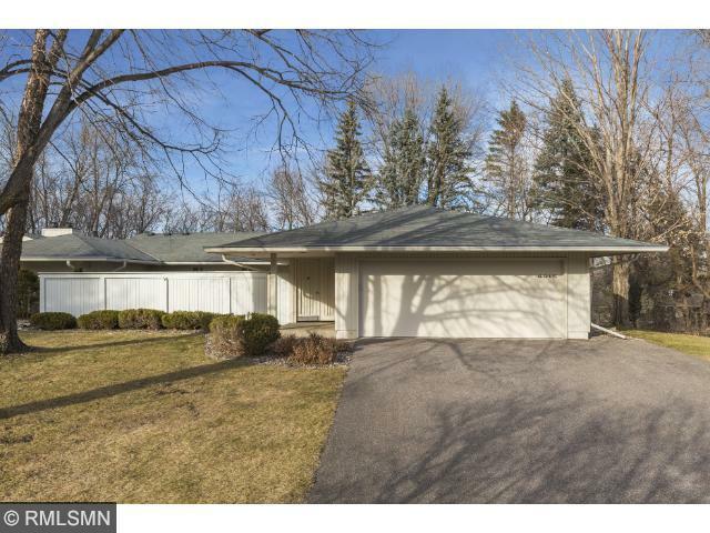Property Photo: 4915 Sussex Place MN 55331