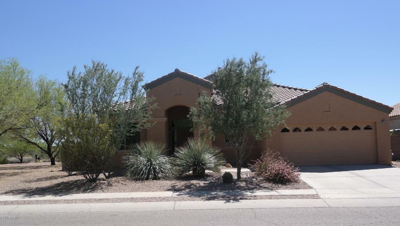 Property Photo:  10538 E Heartleaf Drive  AZ 85747 