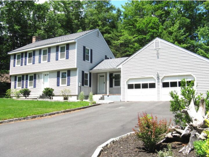 Property Photo:  2 Fox Run Drive  NH 03301 