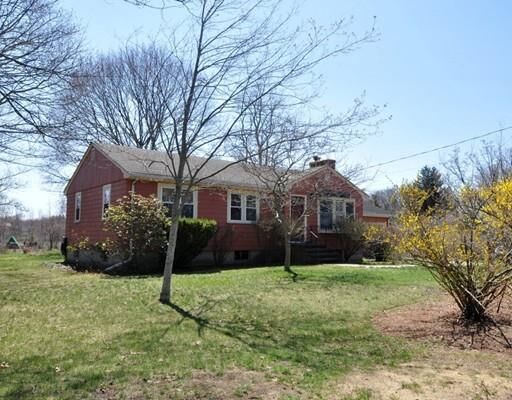 Property Photo:  706 Bedford St  MA 01742 