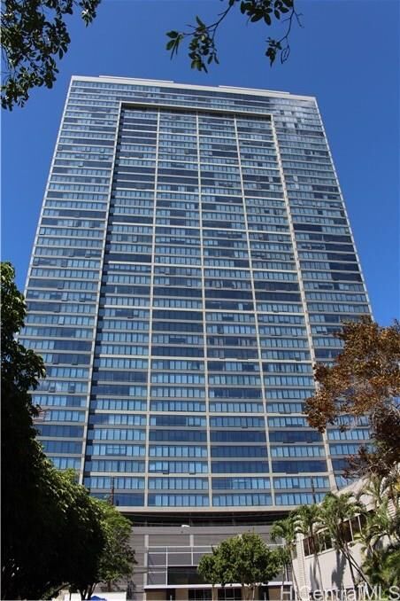 Property Photo: 1009 Kapiolani Boulevard 4211 HI 96814