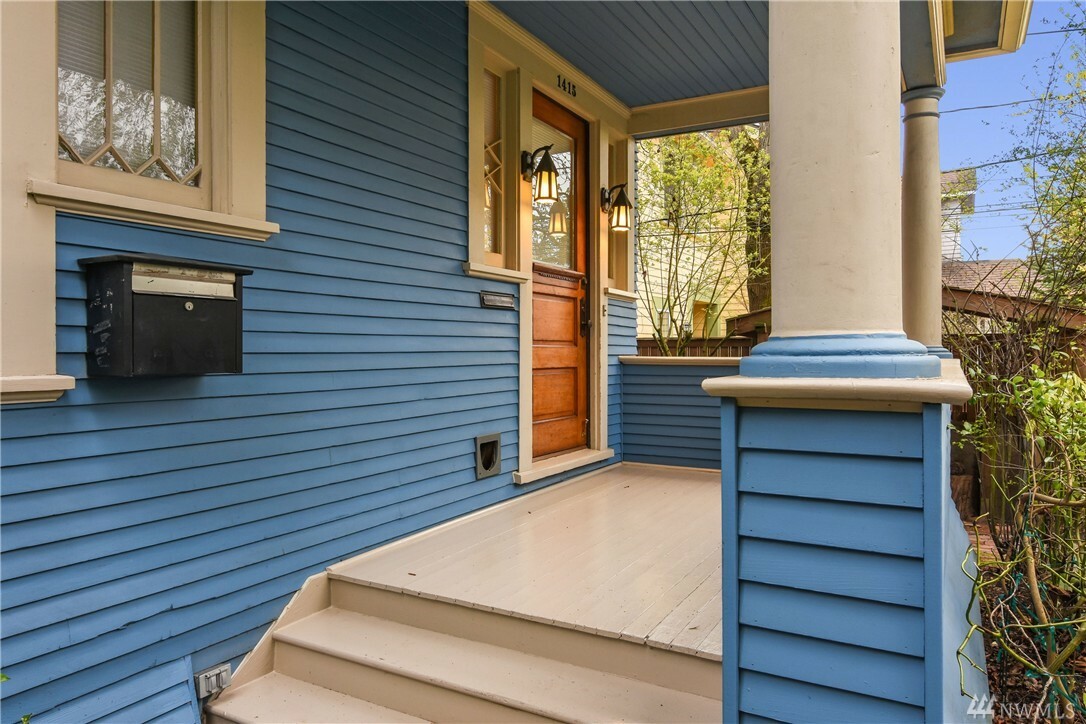 Property Photo: 1415 E Marion St WA 98122